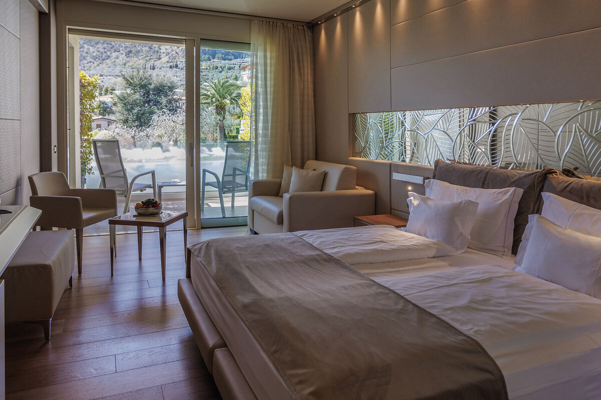 Prestige Doppelzimmer mit Gartenblick - Stil und Komfort