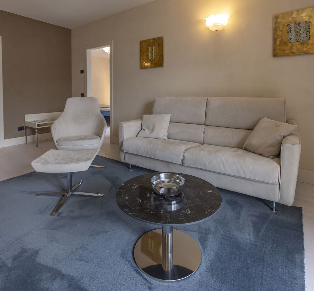 Suite con Vista Lago Parziale nella Suite House - Relax all’insegna della morbidezza