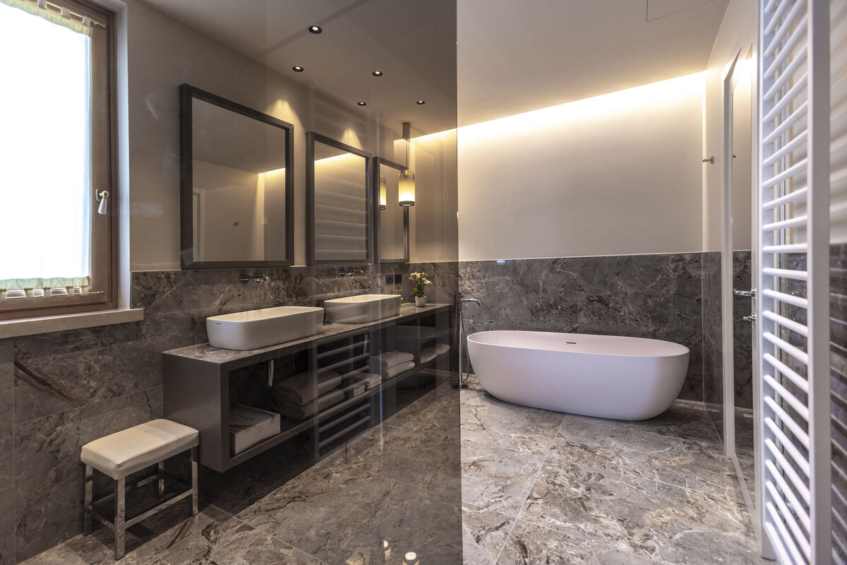 Suite con Vista Lago Parziale nella Suite House - Relax all’insegna della morbidezza