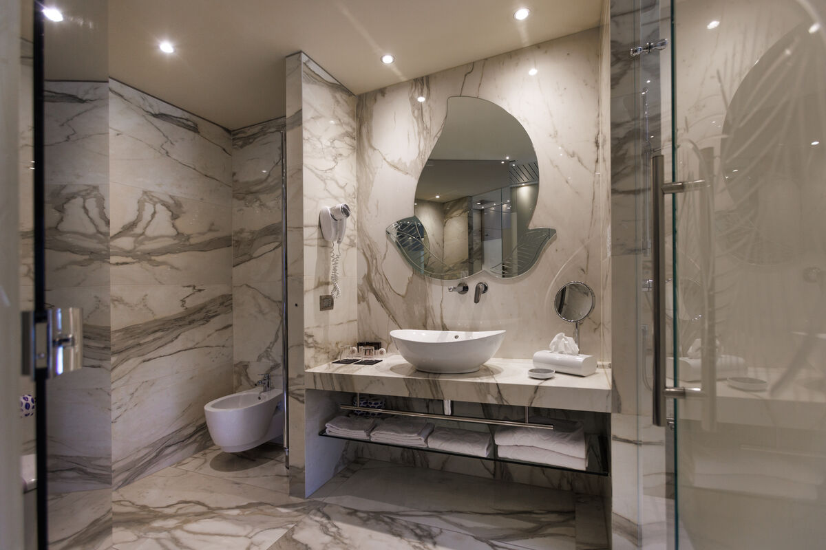 Junior Suite mit Seeblick - Licht, Leichtigkeit und ein Ausblick, der verzaubert