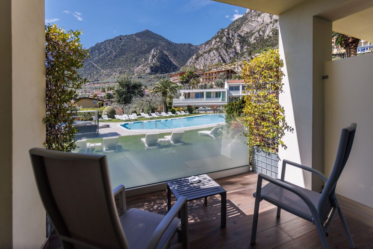 Prestige Doppelzimmer mit Gartenblick - Stil und Komfort