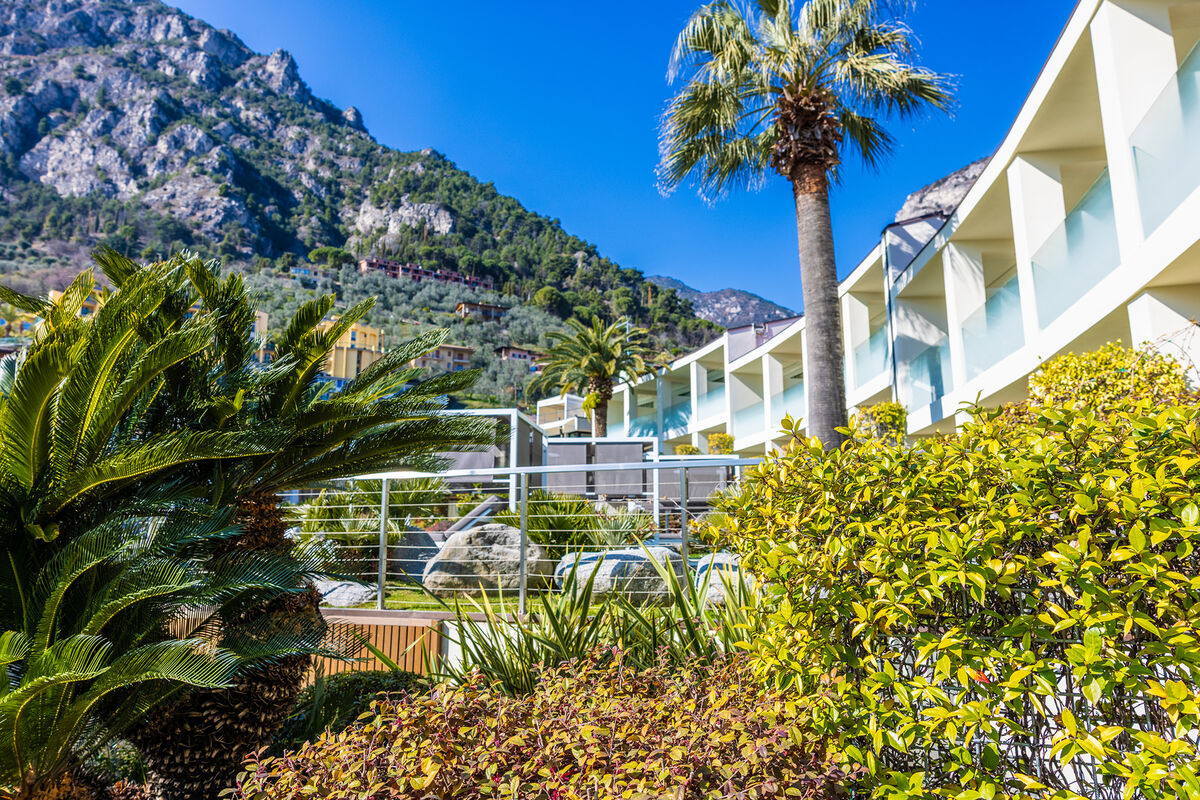 Prestige-Doppelzimmer mit Terrasse und Blick auf den Garten - Komfort und Eleganz