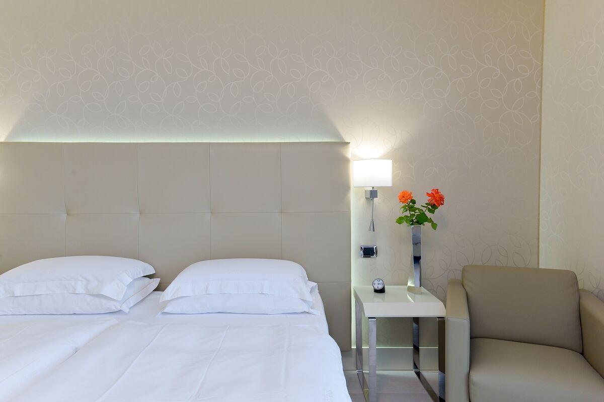 Junior Suite con Vista Giardino nella Suite House - Indipendenza, privacy e comfort 